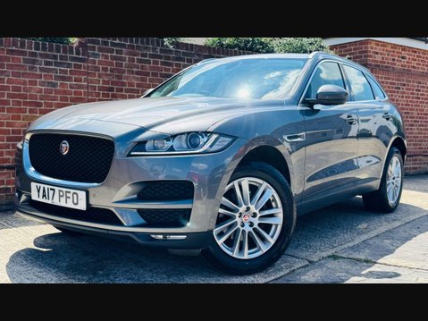 Jaguar F-Pace 2.0 D240 Portfolio SUV 5dr Diesel Auto AWD Euro 6 (s/s) (240 ps) 9