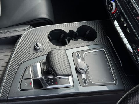 Audi Q7 TDI QUATTRO S LINE 27