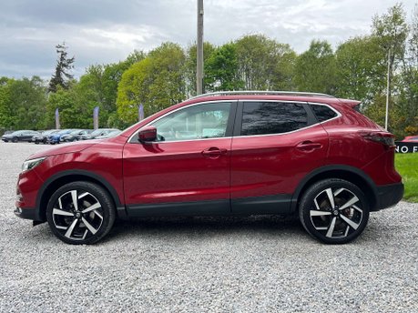 Nissan Qashqai 1.3 Qashqai N-Motion DiG-T 5dr 10