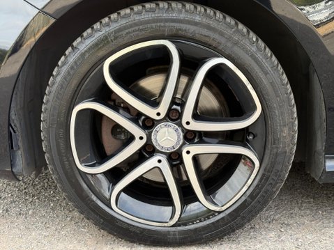 Mercedes-Benz A Class 1.8 A200 CDI BlueEfficiency Sport 7G-DCT Euro 5 (s/s) 5dr 44