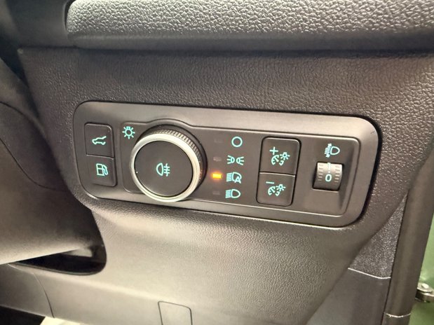 Ford Kuga ST-LINE X 22