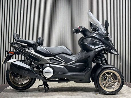 Kymco CV 550 2023 ONLY 161 MILES 3 WHEELER TRIKE RIDE ON A CAR LICENCE MP3