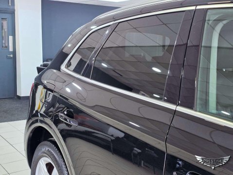 Audi Q5 2.0 TDI 40 Sport S Tronic quattro Euro 6 (s/s) 5dr 23