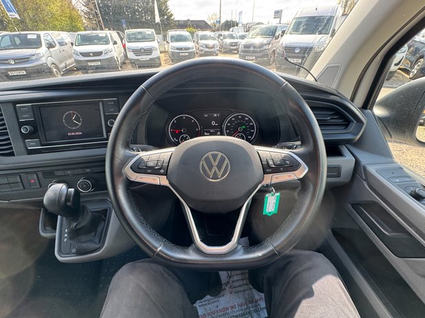 Volkswagen Transporter AUTO SWB L1H1 Low Roof Startline T32 Air Con Sensors EURO 6 16