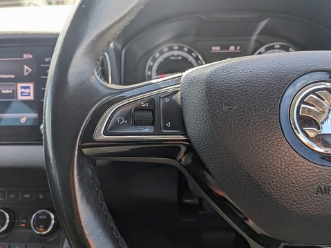 Skoda Karoq SE TDI SCR DSG 21