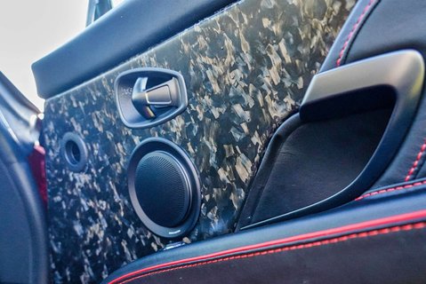 Aston Martin DBS DBS Superleggera V12 11