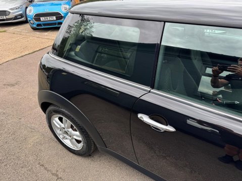 Mini Hatch ONE 27