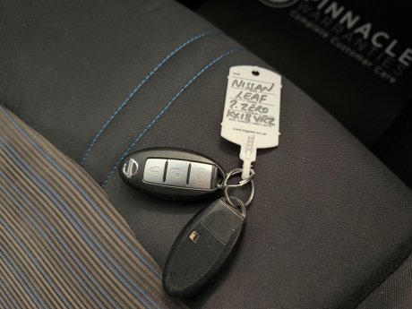 Nissan LEAF 40kWh 2.Zero Auto 5dr 17