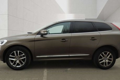 Volvo XC60 2.4 D4 SE Lux Nav SUV 5dr Diesel Auto AWD Euro 6 (s/s) (190 ps) 6