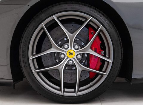 Ferrari F12 Berlinetta 17