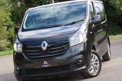Renault Trafic 1.6 dCi ENERGY 27 Sport Nav Minibus Double Cab 5dr Diesel Manual SWB Euro 6