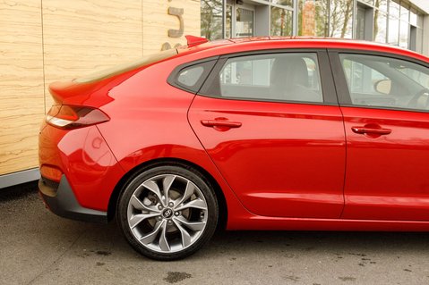 Hyundai i30 T-GDI FASTBACK N LINE PLUS NAV 7