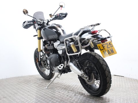 Triumph Scrambler 1200 SCRAMBLER 1200 XE 9