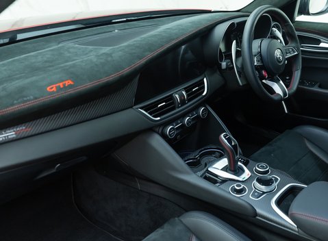 Alfa Romeo Giulia GTA 19