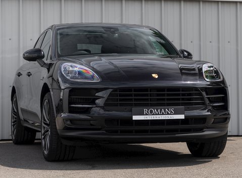 Porsche Macan S 1