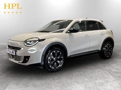 Fiat 600e 54kWh La Prima SUV 5dr Electric Auto (156 ps) Sat Nav