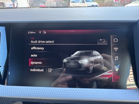 Audi A1 SPORTBACK TFSI S LINE 20