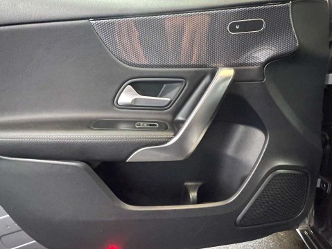 Mercedes-Benz A Class 1.3 A 180 Sport Executive Manual 5dr 37