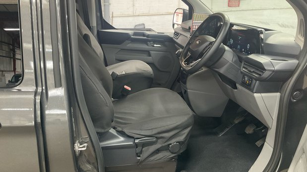 Ford Transit Custom Crew Cab LWB L2H1 Low Roof Limited 320 Air Con Alloys Camera EURO 6 9