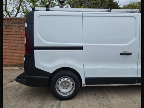 Vauxhall Vivaro 1.6 Vivaro 2900 CDTi S/S 9