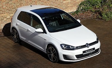 Volkswagen Golf GTD 2.0 TDi 8
