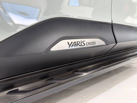Toyota Yaris Cross PREMIERE EDITION 31