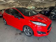 Ford Fiesta 1.0T EcoBoost Zetec S Red Edition Euro 6 (s/s) 3dr 1