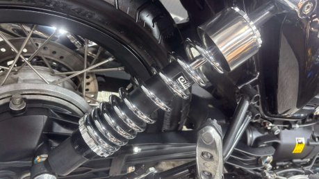 Moto Guzzi V7 ABS SPECIAL 2015 ONLY 7K MOT EXCELLENT CONDITION RETRO 744CC 34