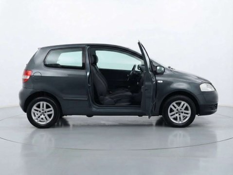 Volkswagen Fox 1.2 6V Urban Fox Hatchback 3dr Petrol Manual Euro 4 (55 ps) 8