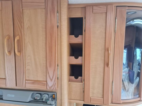 Auto-Trail Mohican Motor Home 32