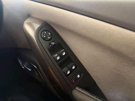 Citroen C4 Picasso 1.6 e-HDi Airdream Exclusive+ MPV 5dr Diesel Manual Euro 5 (s/s) (115 ps) 17