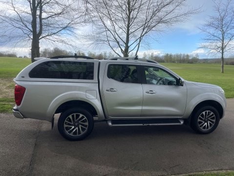 Nissan Navara 2.3 dCi Tekna Auto 4WD Euro 6 4dr 7