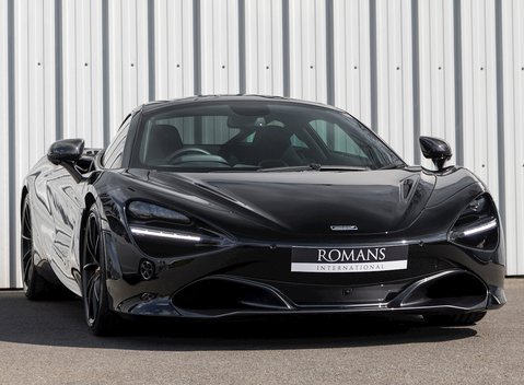 McLaren 720S Peformance 1