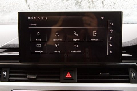 Audi A5 TFSI S LINE MHEV 26