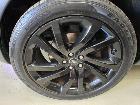 Land Rover Discovery 3.0 TD V6 HSE Luxury Auto 4WD Euro 6 (s/s) 5dr 59