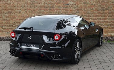 Ferrari FF 3