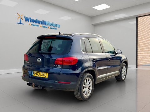 Volkswagen Tiguan 2.0 TDI BlueMotion Tech SE DSG 4WD Euro 5 (s/s) 5dr 5