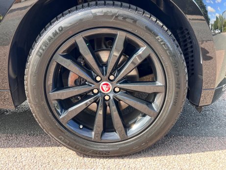 Jaguar F-Pace 2.0 D180 Chequered Flag Auto AWD Euro 6 (s/s) 5dr 42