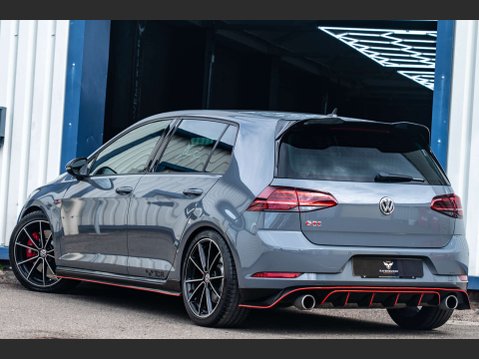 Volkswagen Golf 2.0 Golf GTi TCR Semi-Auto 5dr 31
