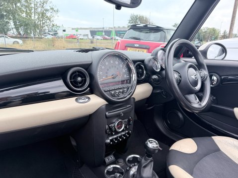 Mini Convertible COOPER D 9