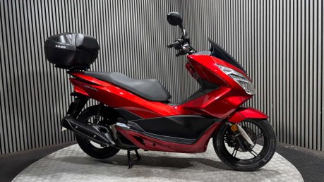 Honda PCX WW PCX 125 2016 ONLY 13K 1 OWNER LONG MOT WARRANTY 125CC 4