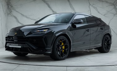 Lamborghini Urus PERFORMANTE 1