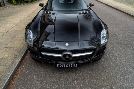 Mercedes-Benz SLS SLS AMG 8