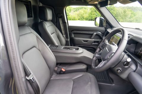 Land Rover Defender D350 X-Dynamic HSE Hardtop Obsidian WideTrak 17