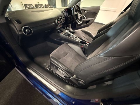 Audi TT 2.0 TT Sport TDI Ultra 3dr 38