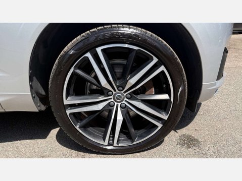 Volvo XC60 2.0 XC60 R-Design Pro T8 Recharge AWD Auto 4WD 5dr 32