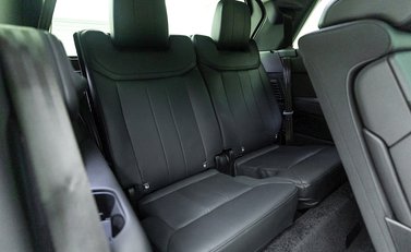 Land Rover Range Rover D350 Autobiography LWB 7 Seater 14