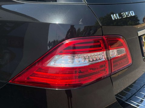 Mercedes-Benz M Class 3.0 ML350 V6 BlueTEC AMG Sport SUV 5dr Diesel G-Tronic 4WD Euro 6 (s/s) (25 37