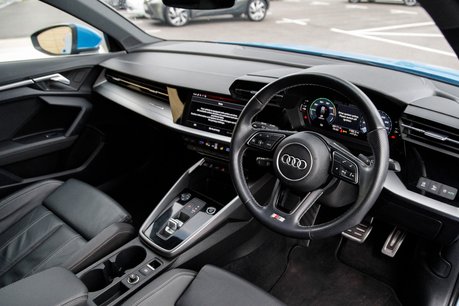 Audi A3 SPORTBACK TFSI E S LINE