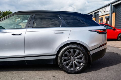 Land Rover Range Rover Velar 3.0 Range Rover Velar R-Dynamic S D300 Auto 4WD 5dr 28
